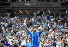Djokovic gana en sets corridos y avanza a cuartos de final del Abierto de Estados Unidos