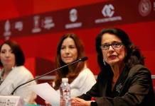 La mexicana Coral Bracho gana el Premio FIL de Literatura 2023