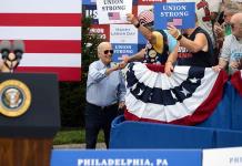Biden acusa a Trump de ser uno de los pocos presidentes que destruyó empleo en EEUU