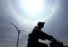 Se forma halo solar en la CDMX; la UNAM explica qu&eacute; significa