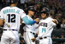 Poncha Kelly a 12 en victoria de Dbacks