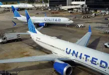 United Airlines suspende vuelos de salida en todo EU