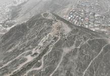 Lima desmonta un muro de 5 kilómetros que separa un barrio rico peruano de otro pobre