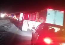 Bloqueos entre San Luis Potosí y Veracruz desquician el tráfico al puerto y viceversa