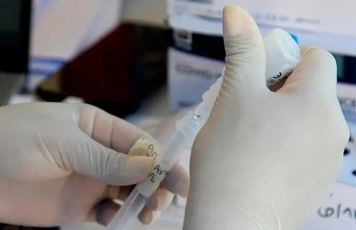 Farmacéuticas anuncian inversiones por 21 mil mdp