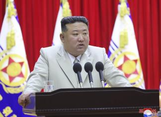 Norcorea anuncia botadura de nuevo submarino de ataque nuclear