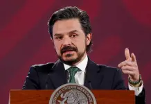 México ampliará por un año el convenio para recibir médicos de Cuba México ampliará por un año el convenio para recibir médicos de Cuba