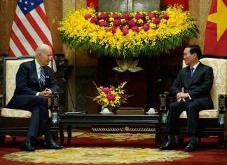 Biden destaca alianzas comerciales en Vietnam