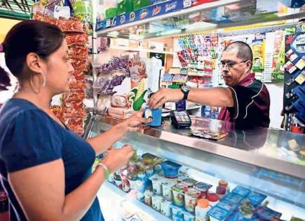 Desaceleran ventas al menudeo en agosto, reporta Inegi