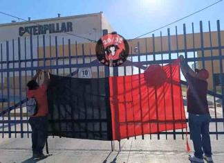 Trabajadores de Caterpillar en México se van a huelga