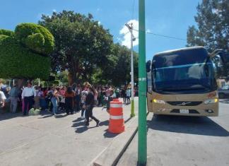 Acarrean desde Soledad al Informe de Gallardo en Ciudad Valles