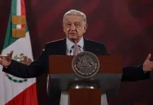 AMLO anuncia Abierto Mexicano de Tenis en Acapulco tras huracán