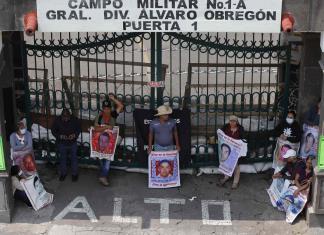 Ejército rechaza tener más información sobre el caso Ayotzinapa