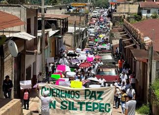 Marchan por la tranquilidad en Siltepec