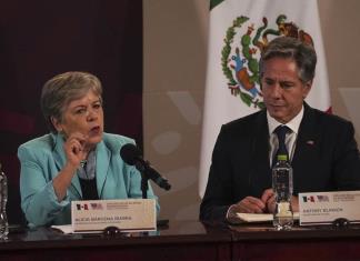 El aumento de migración y el tráfico de drogas sintéticas dominan los diálogos entre EEUU y México