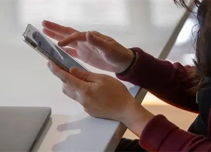 Banxico anuncia simplificaci&oacute;n de pagos digitales desde celulares