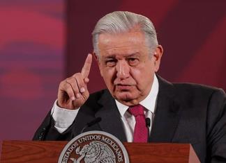 AMLO rectifica; sí irá a cumbre APEC