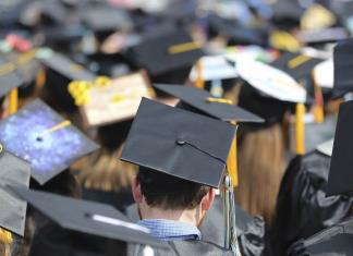 Biden vuelve a intentar condonar la deuda estudiantil. Así van las cosas