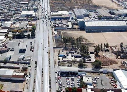 Rehabilitan avenida para mejorar seguridad y cadenas de suministro en la Zona Industrial