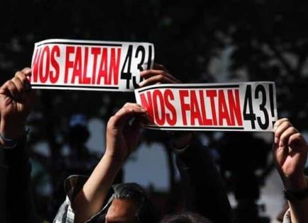 Va FGR contra jueza que decretó libertad de 8 militares por caso Ayotzinapa