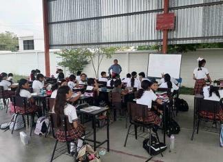 Clausuran 4 aulas por grietas en la Pancho Villa