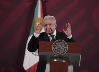 Arriba los de abajo y abajo los privilegios, dice AMLO sobre la SCJN