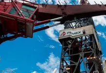 Pemex refinancia deuda ante el compromiso hist&oacute;rico