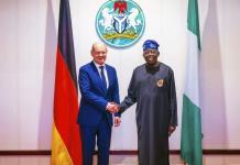 El canciller alemán se reúne con el presidente de Nigeria para hablar sobre comercio y migración