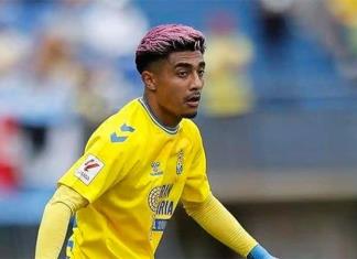 Julián Araujo hace su primer golazo en Europa