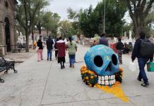 Condiciones del clima afectan visita al cementerio de El Saucito