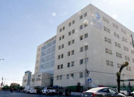 Visita y supervisión de López Obrador en hospital Central