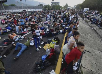 Migrantes levantan bloqueo en frontera sur de México
