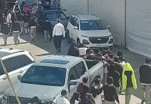 Estudiantes del Conalep y Cobach llenan las gradas en inauguraci&oacute;n de torneo charro