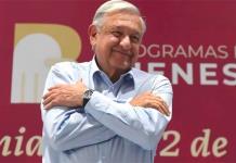 Presidente AMLO festeja sus 70 años rodeado de gobernadores yaquis