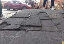 Calles da&ntilde;adas reciben a clientes en el C. Hist&oacute;rico