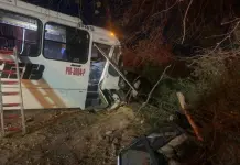 Decenas de golpeados por choque en la entrada a la BMW