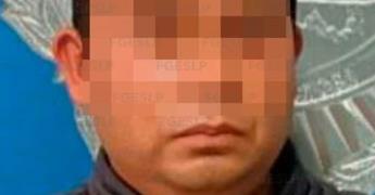 Aprehende FGE a maestro por violación de un menor en escuela de Villa de Reyes