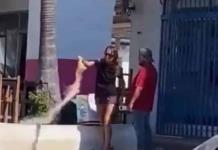 Video | Mujer tira ayuda de gobierno en Acapulco y desata reacciones