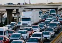 Anuncia Gallardo verificaci&oacute;n para autom&oacute;viles