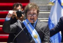 Javier Milei asume la presidencia de Argentina y anuncia un ajuste doloroso