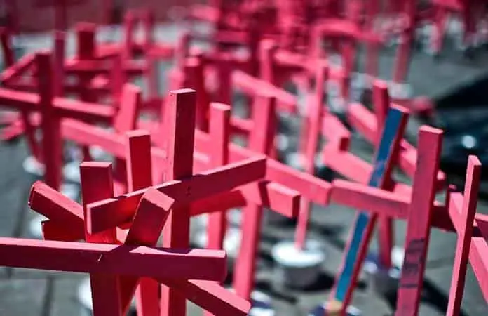 México conmemora el 25N con llamado urgente contra la violencia