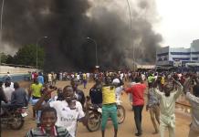 Francia cerrará su embajada en Níger por tiempo indefinido