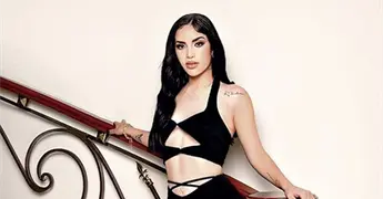 Kimberly Loaiza enfrenta pol&eacute;mica por gastos hospitalarios madre