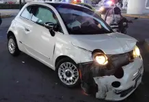 Choque en fraccionamiento Tangamanga deja sólo daños