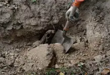 Hallan dos fosas clandestinas en Los Cabos, BCS