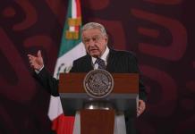 Anuncia López Obrador que propondrá desaparecer organismos autónomos