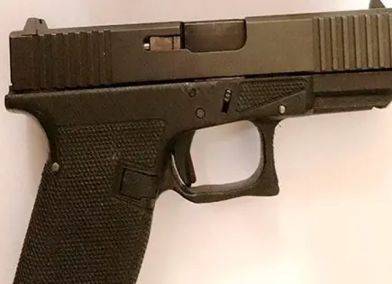 Policías en Sinaloa deben portar arma fuera de servicio