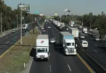 Gobierno de M&eacute;xico y transportistas logran acuerdos sobre seguridad vial