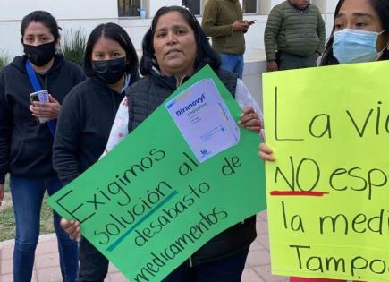 Madres exigen medicamentos para niños en el Hospital Central