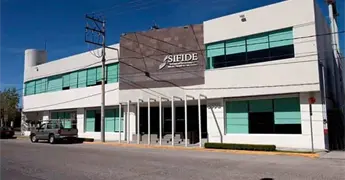 Otorga Sifide cr&eacute;ditos financieros a familias